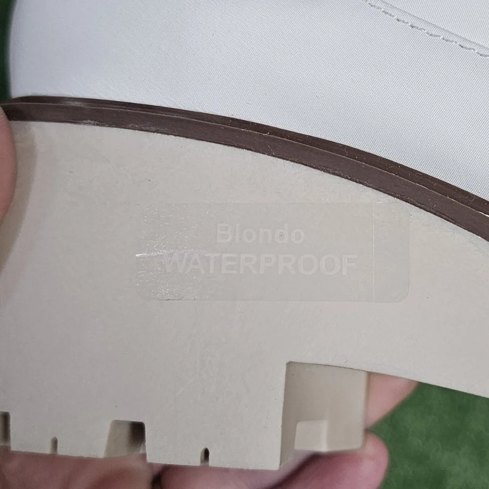 BLONDO | DAISY WATERPROOF LUG SOLE BOOTS- NWOT!